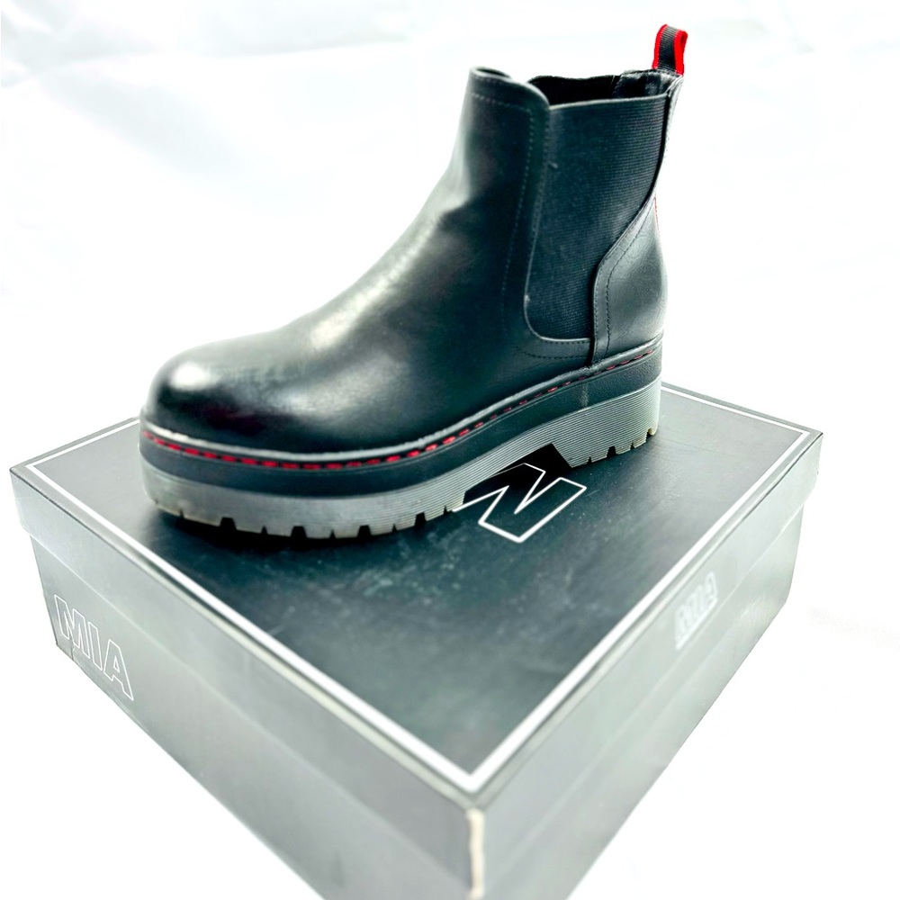 Sold-MIA Carson Black Malta Chelsea boots Size 7.5M
